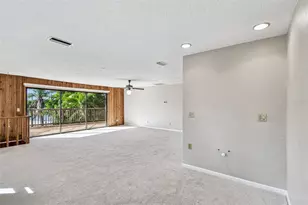 10073 S Yacht Club Dr, Treasure Island, FL 33706 - Photo 35