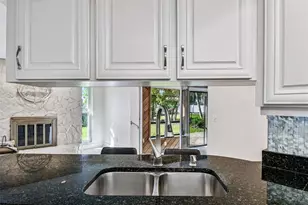 10073 S Yacht Club Dr, Treasure Island, FL 33706 - Photo 13