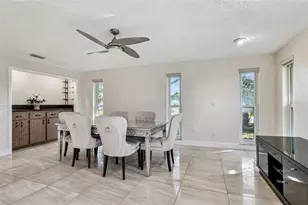 10073 S Yacht Club Dr, Treasure Island, FL 33706 - Photo 15
