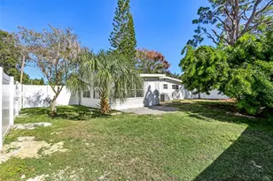7243 Royal Palm Dr, New Port Richey, FL 34652 - Photo 31