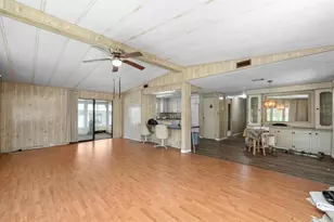 5082 Fox Cliff Dr, Lakeland, FL 33810 - Photo 3