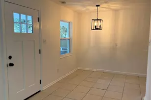 1619 E Marks Dr, Tampa, FL 33604 - Photo 3