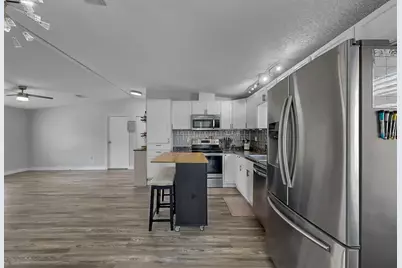 8304 Fantasia Park Way, Riverview, FL 33578 - Photo 15