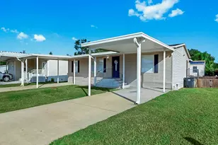 8304 Fantasia Park Way, Riverview, FL 33578 - Photo 3