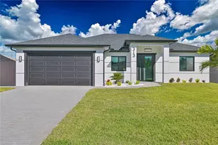 313 SE 31st Terrace, Cape Coral, FL 33904 - Photo 1