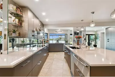 4202 Saltwater Boulevard, Tampa, FL 33615 - Photo 5