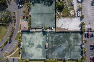 9495 Blind Pass Rd, Saint Pete Beach, FL 33706 - Photo 31