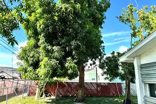 5210 Jersey Ave S, Gulfport, FL 33707 - Photo 21