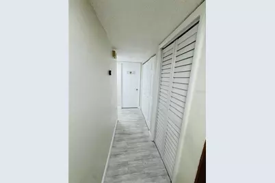 4724 Christa Court #322, Tampa, FL 33614 - Photo 17
