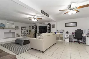 1802 E Knollwood St, Tampa, FL 33610 - Photo 43