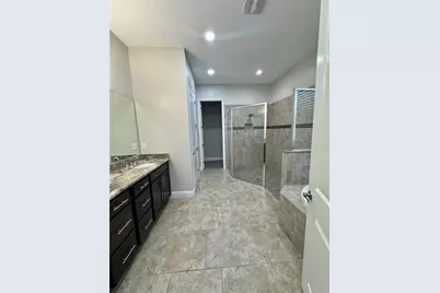 6104 Champions Row Street, Bradenton, FL 34210 - Photo 11