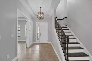 6104 Champions Row St, Bradenton, FL 34210 - Photo 9