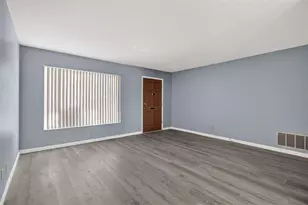 9481 45th Pl N, Pinellas Park, FL 33782 - Photo 5