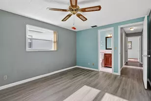 9481 45th Pl N, Pinellas Park, FL 33782 - Photo 17