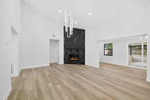 7905 Timberlane W Dr, Tampa, FL 33615 - Photo 9