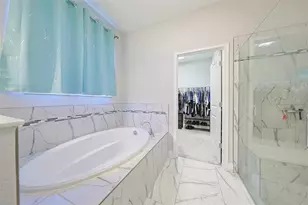 130 Azul Dr, Seffner, FL 33584 - Photo 23