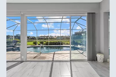 306 Venice Golf Club Drive, Venice, FL 34292 - Photo 11