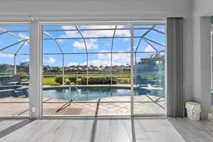 306 Venice Golf Club Dr, Venice, FL 34292 - Photo 11