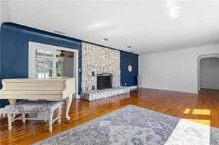 8231 36th Ave N, Saint Petersburg, FL 33710 - Photo 5