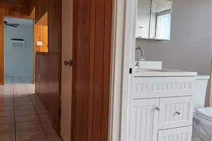 6004 N Hale Ave, Tampa, FL 33614 - Photo 13