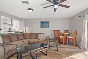 1722 Mill Run Cir, Tampa, FL 33613 - Photo 11