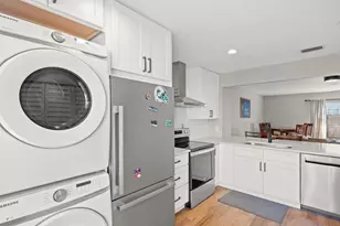 1722 Mill Run Cir, Tampa, FL 33613 - Photo 7