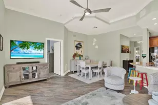 205 Brightwater Dr, Clearwater Beach, FL 33767 - Photo 7