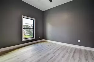 5200 7th Ave N, Saint Petersburg, FL 33710 - Photo 29