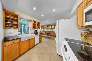 3100 Cascade Dr, Clearwater, FL 33761 - Photo 5