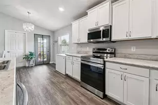 114 Eagle Summit Dr, Ruskin, FL 33570 - Photo 21