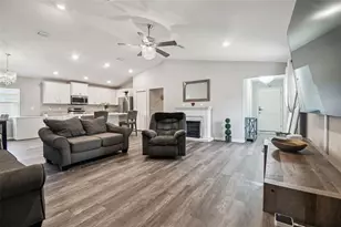 114 Eagle Summit Dr, Ruskin, FL 33570 - Photo 11