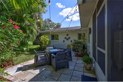 1389 47th Avenue NE, Saint Petersburg, FL 33703 - Photo 19