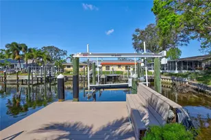 1389 47th Ave NE, Saint Petersburg, FL 33703 - Photo 17