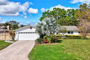 1389 47th Ave NE, Saint Petersburg, FL 33703 - Photo 1