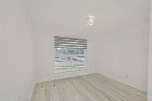 4423 Horseshoe Pick Ln, Valrico, FL 33594 - Photo 33