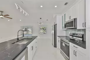 4423 Horseshoe Pick Ln, Valrico, FL 33594 - Photo 3