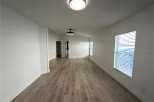 4423 Horseshoe Pick Ln, Valrico, FL 33594 - Photo 23