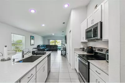 702 Papillon Street SW, Palm Bay, FL 32908 - Photo 9