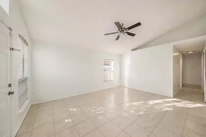 1020 Brenton Leaf Drive, Ruskin, FL 33570 - Photo 3