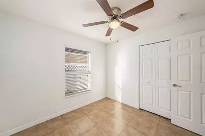 1020 Brenton Leaf Drive, Ruskin, FL 33570 - Photo 21