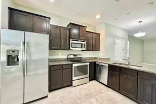 13955 Snapper Fin Ln, Tampa, FL 33637 - Photo 9