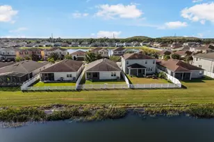 11514 Luckygem Dr, Riverview, FL 33579 - Photo 31