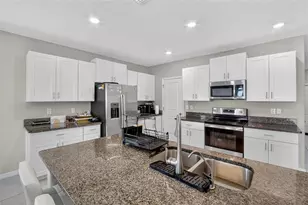 31783 Sun Kettle Loop, Wesley Chapel, FL 33545 - Photo 25