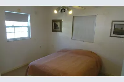 7809 38th Terrace N, Saint Petersburg, FL 33709 - Photo 11