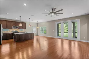 19303 Water Maple Dr, Tampa, FL 33647 - Photo 15
