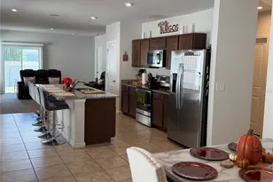 35147 Jomar Ave, Zephyrhills, FL 33541 - Photo 3