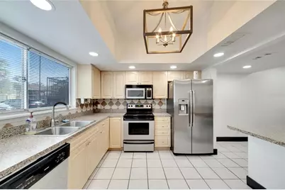 6301 Newtown Circle #1A4, Tampa, FL 33615 - Photo 7