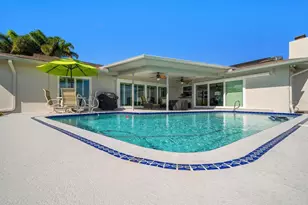 615 Harbor Is, Clearwater Beach, FL 33767 - Photo 23