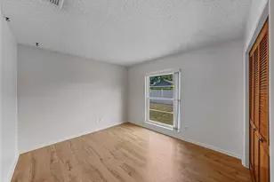 2713 Cedarcrest Pl, Valrico, FL 33596 - Photo 29