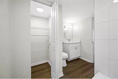 5870 56th Avenue N #D205, Kenneth City, FL 33709 - Photo 15